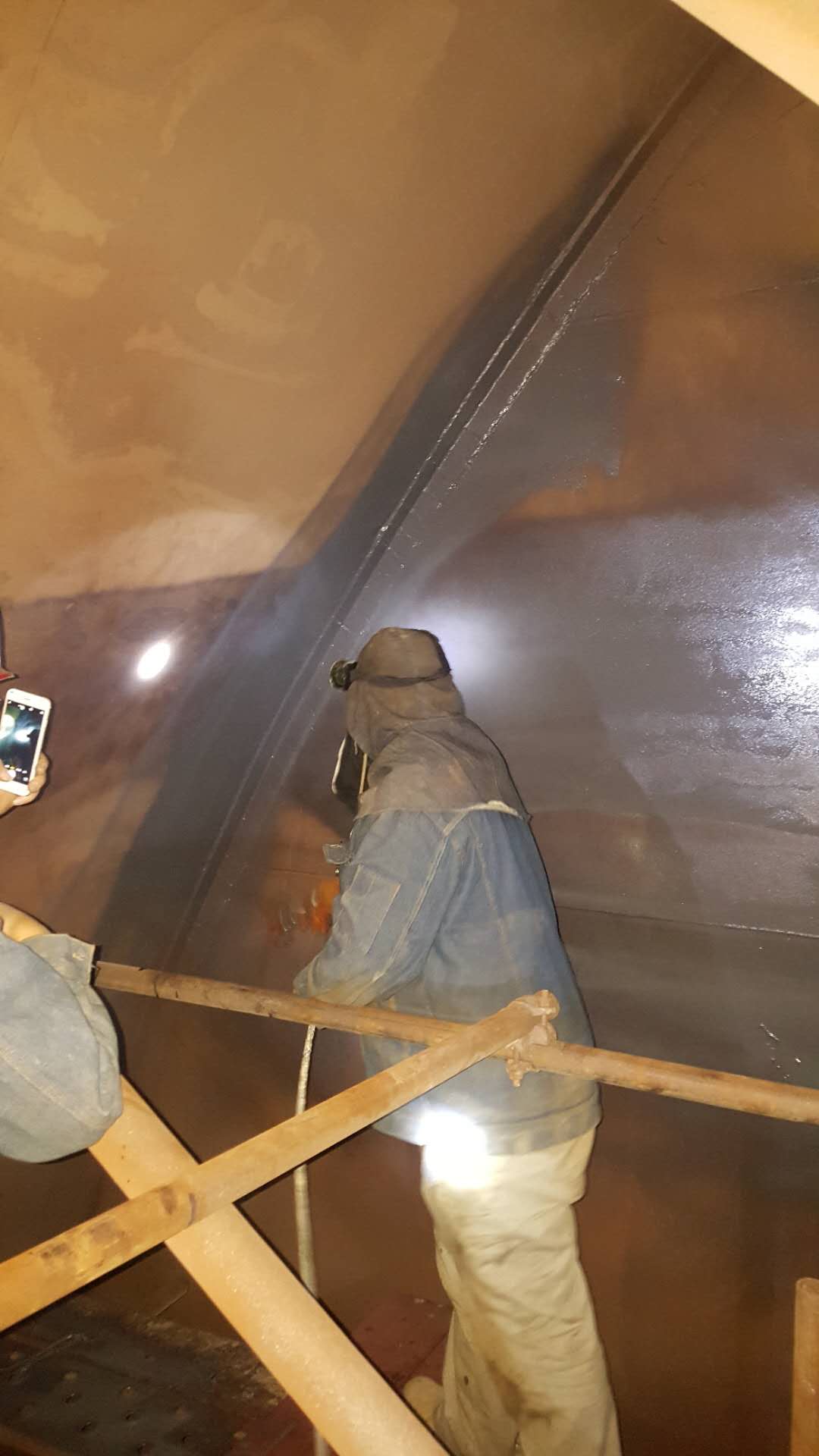 脱硫塔防腐涂料施工厚度多少mm? 脱硫塔防腐涂料施工厚度多少mm?